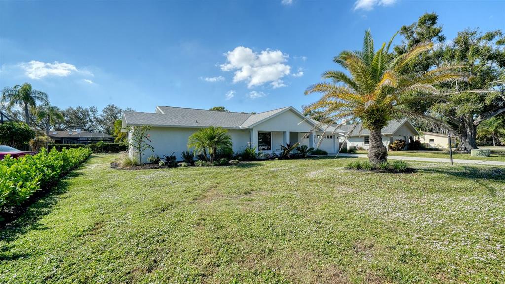 5468 Wilkinson Road Sarasota, FL 34233 - Photo 2 of 69
