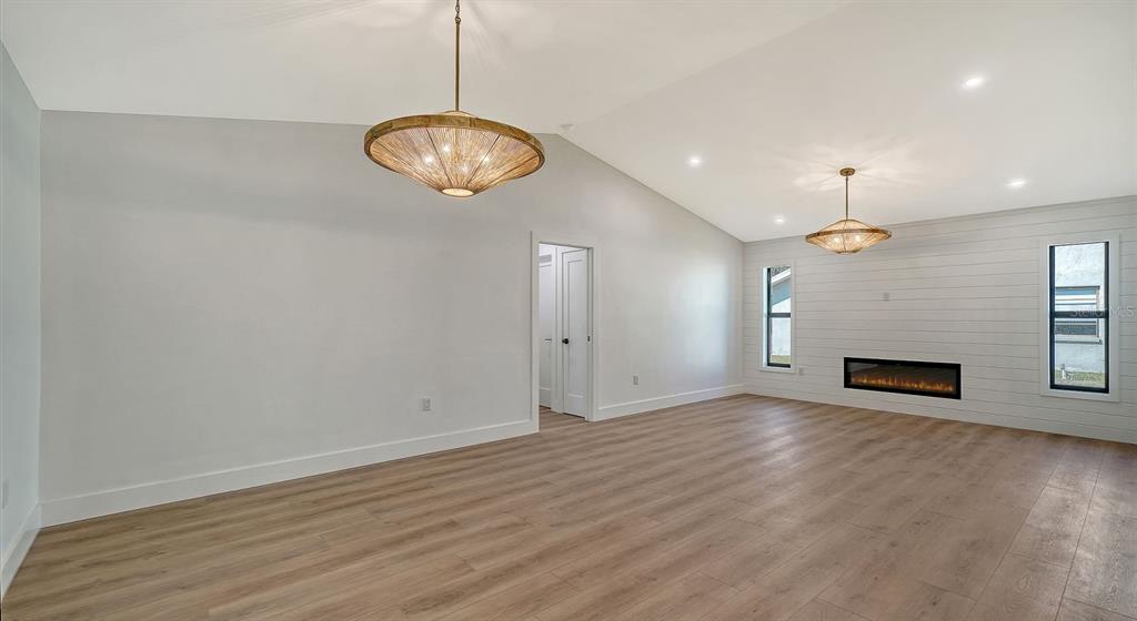 5468 Wilkinson Road Sarasota, FL 34233 - Photo 24 of 69