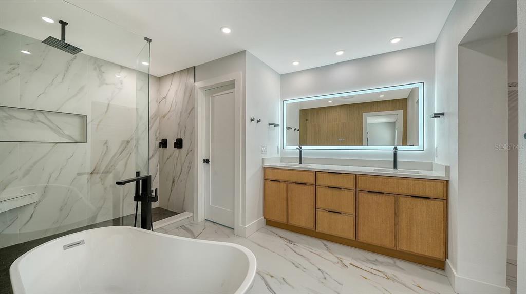 5468 Wilkinson Road Sarasota, FL 34233 - Photo 27 of 69