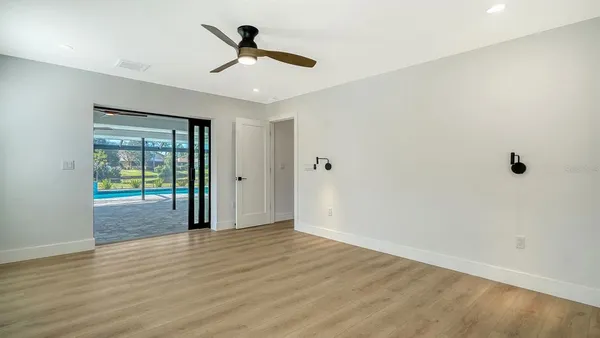 $4,650 | 5468 Wilkinson Road, Sarasota, FL 34233