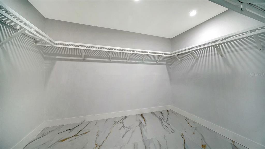 5468 Wilkinson Road Sarasota, FL 34233 - Photo 36 of 69