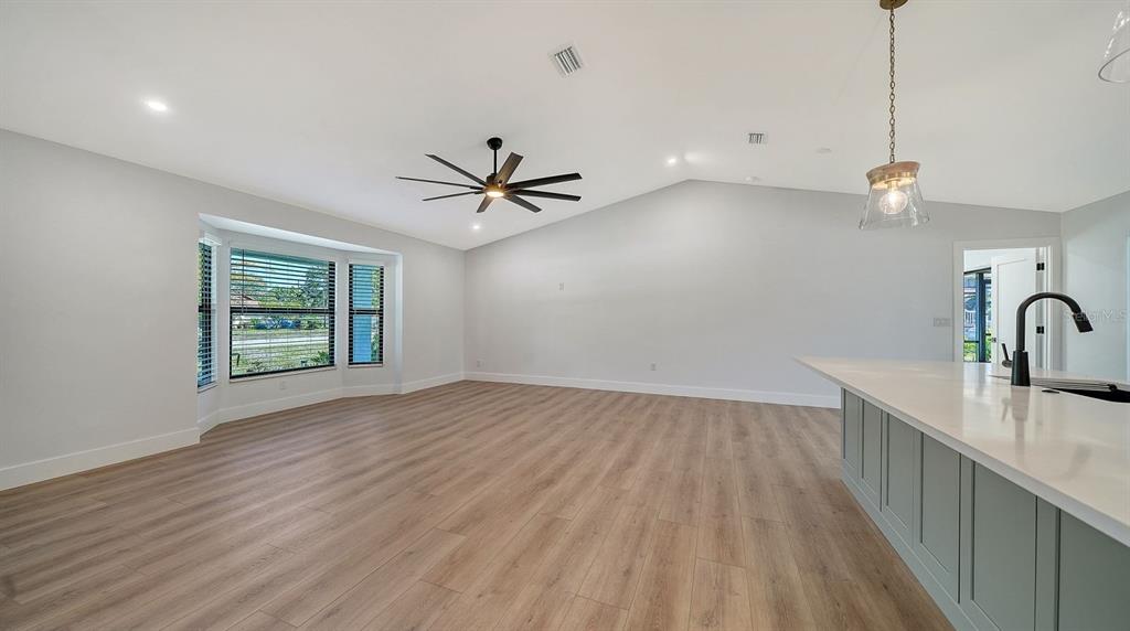 5468 Wilkinson Road Sarasota, FL 34233 - Photo 9 of 69