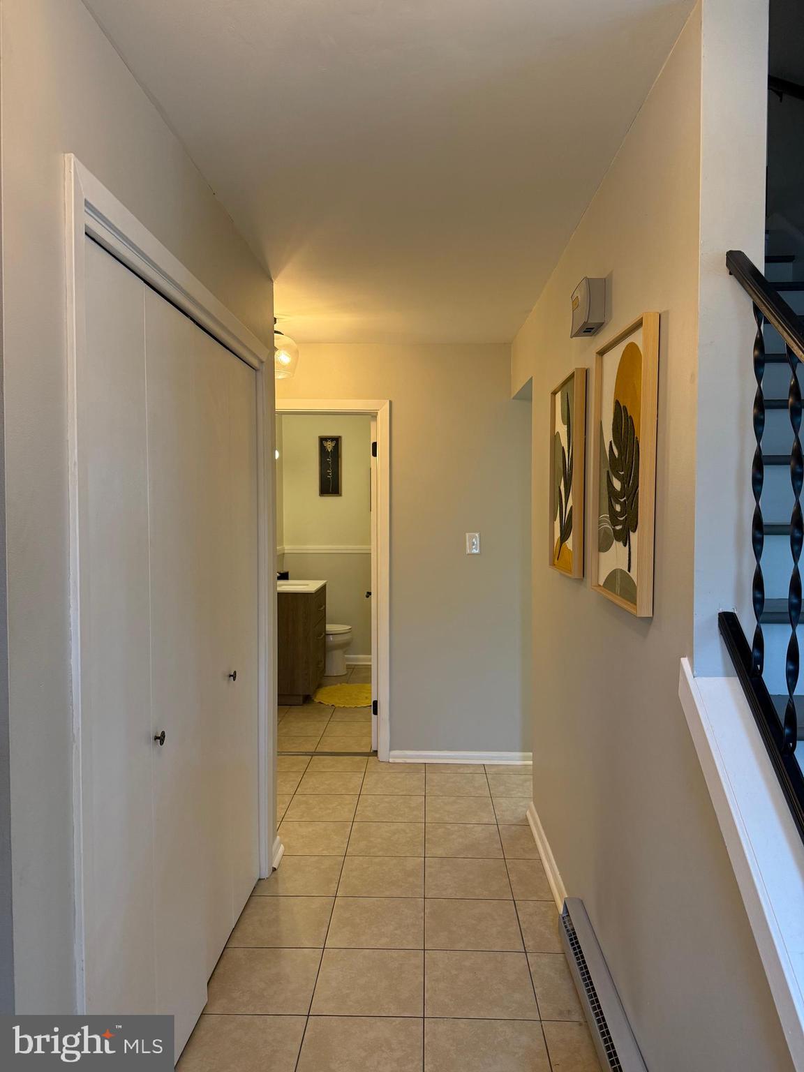 14903 Viewcrest Road Southwest Cumberland, MD 21502 - Photo 19 of 36 Entry - coat closet, half bath, entry to