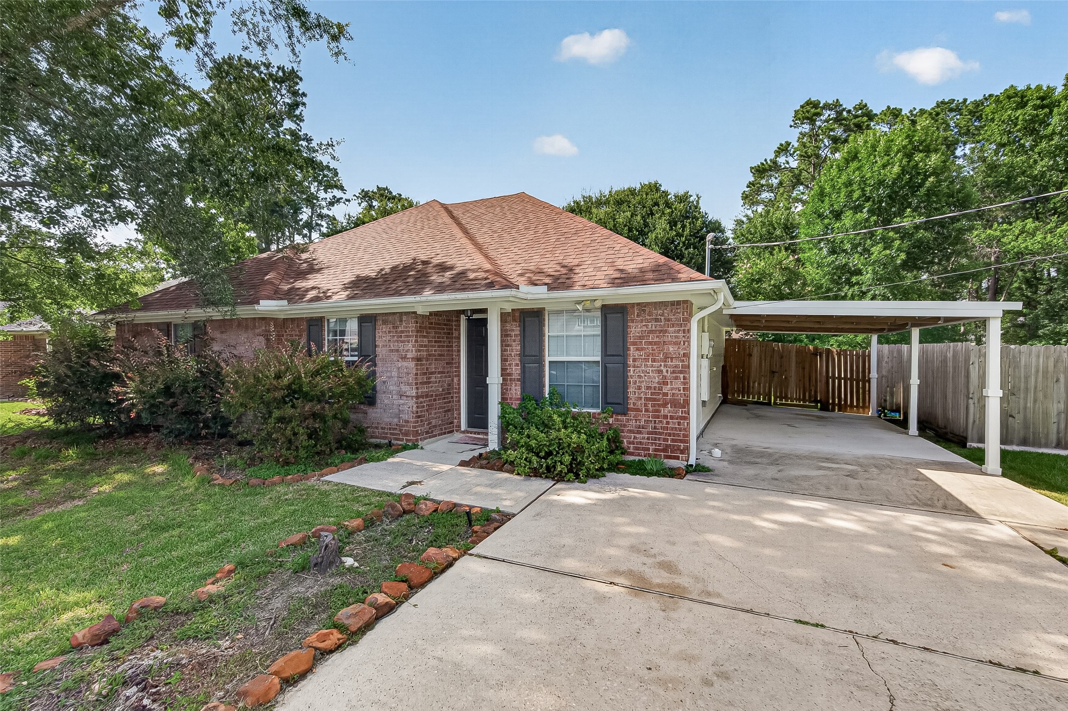 720 Springwood Drive Conroe, TX 77385 - Photo 1 of 30