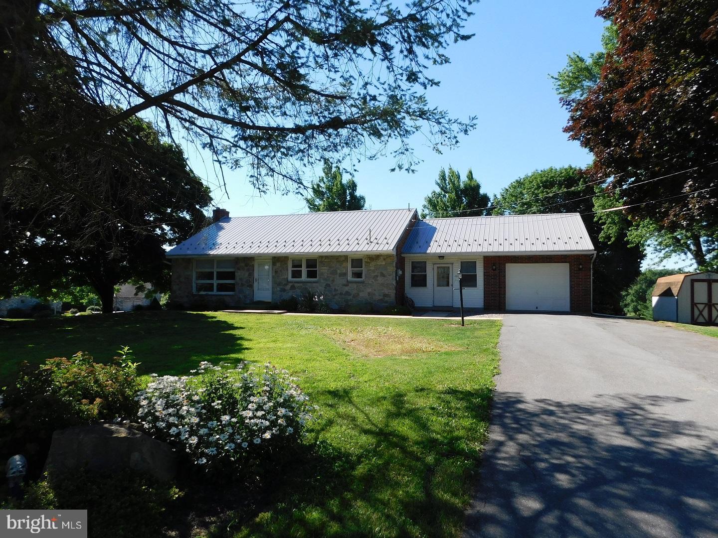 691 Scotland Road Quarryville, PA 17566 - Photo 1 of 15 Front View