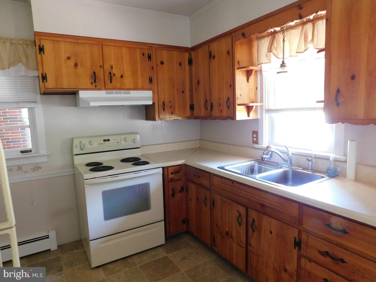691 Scotland Road Quarryville, PA 17566 - Photo 4 of 15 Kitchen