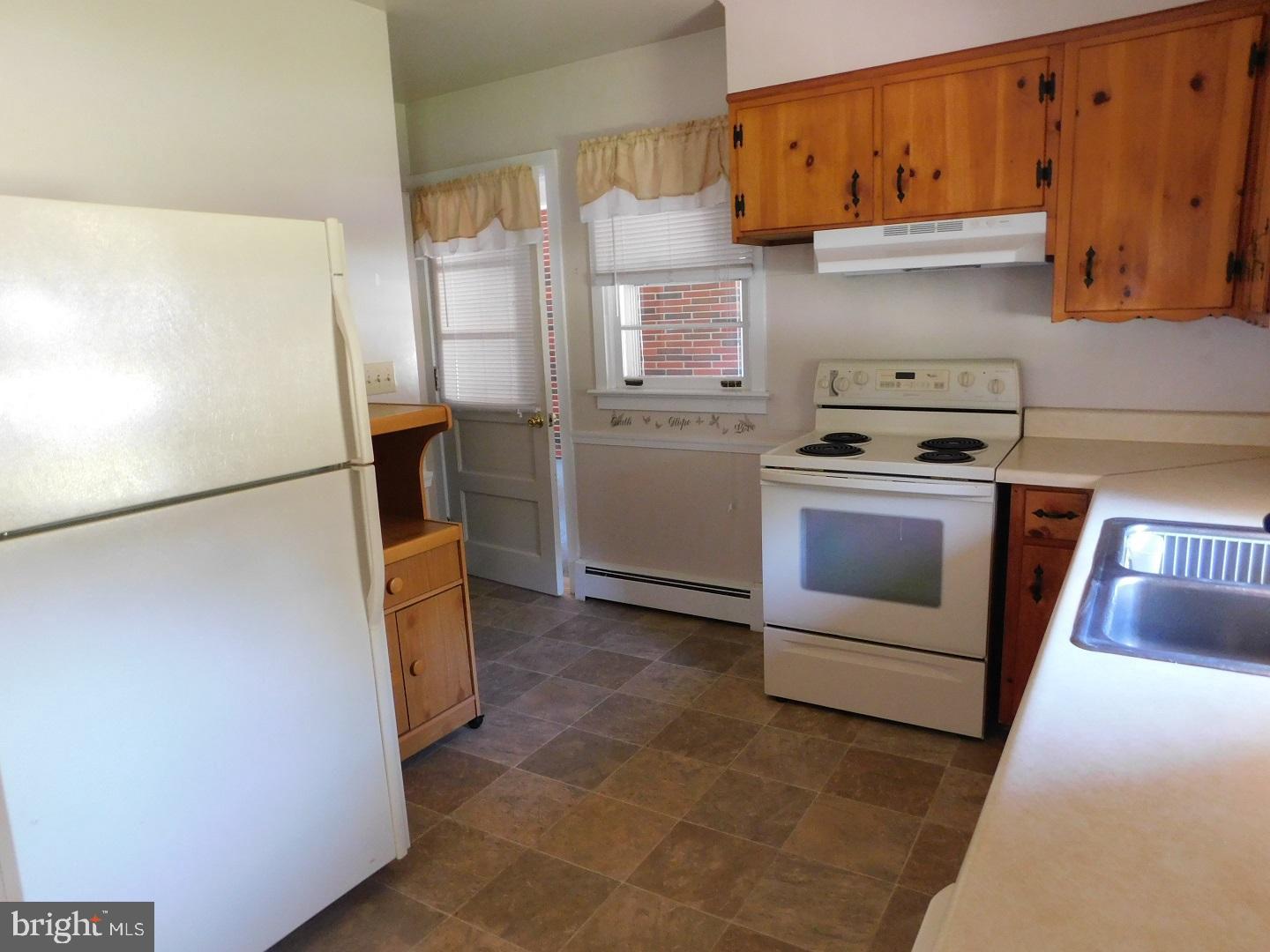 691 Scotland Road Quarryville, PA 17566 - Photo 5 of 15 Kitchen