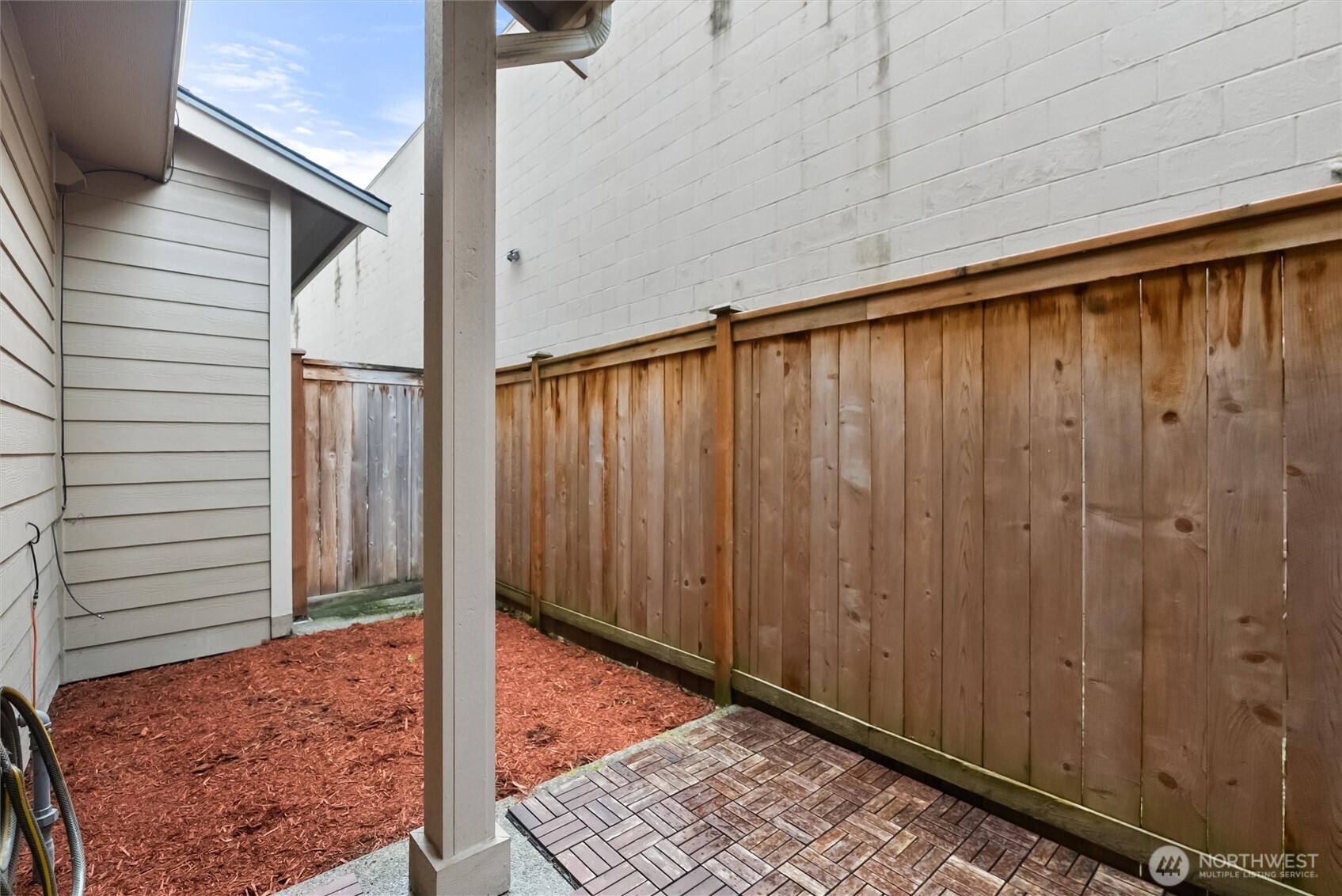 4000 Northeast 3rd Place Renton, WA 98056 - Photo 36 of 40