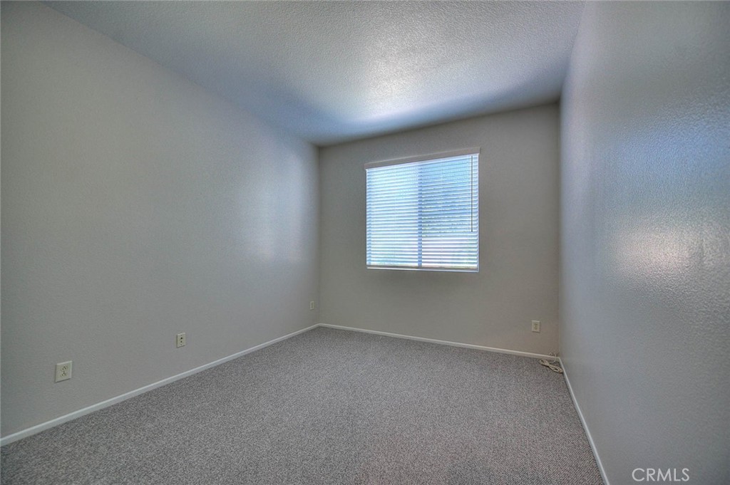 5732 Ridgemark Place Fontana, CA 92336 - Photo 6 of 22 Gallery Image 6
