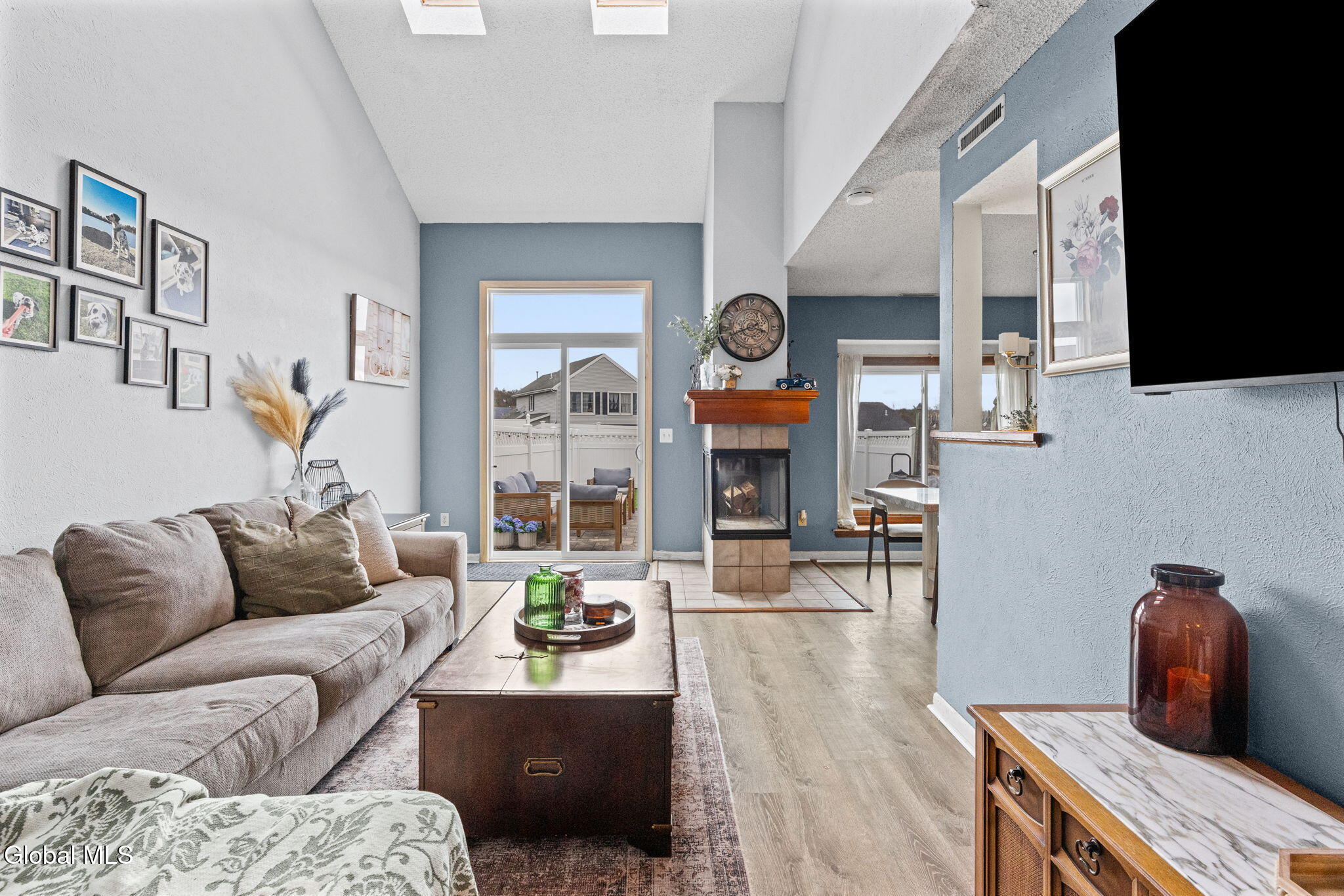 18 Justine Court Rensselaer, NY 12144 - Photo 3 of 24 16-web-or-mls-8-justine-ct