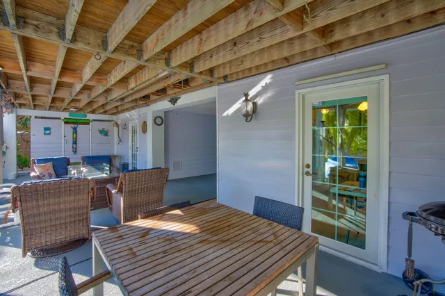 $1,335,000 | 28560 Doubloon Road, Summerland Key, FL 33042
