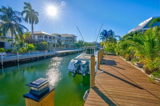 $1,335,000 | 28560 Doubloon Road, Summerland Key, FL 33042
