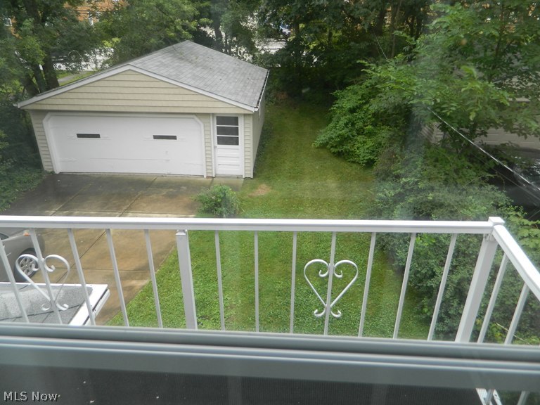 4012 Ardmore Road Cleveland Heights, OH 44121 - Photo 2 of 15