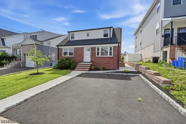 $600,000 | 91 Charles Street, Belleville, NJ 07109