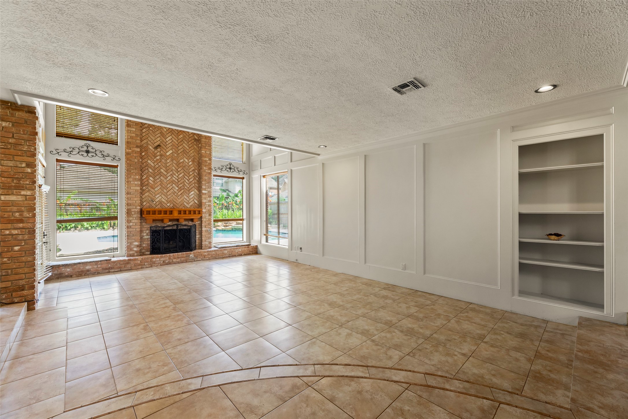9714 Godstone Lane Spring, TX 77379 - Photo 16 of 47