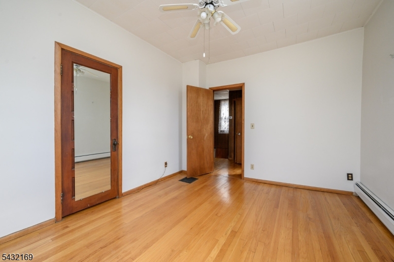 1120 Madison Hill Road Clark, NJ 07066 - Photo 25 of 49