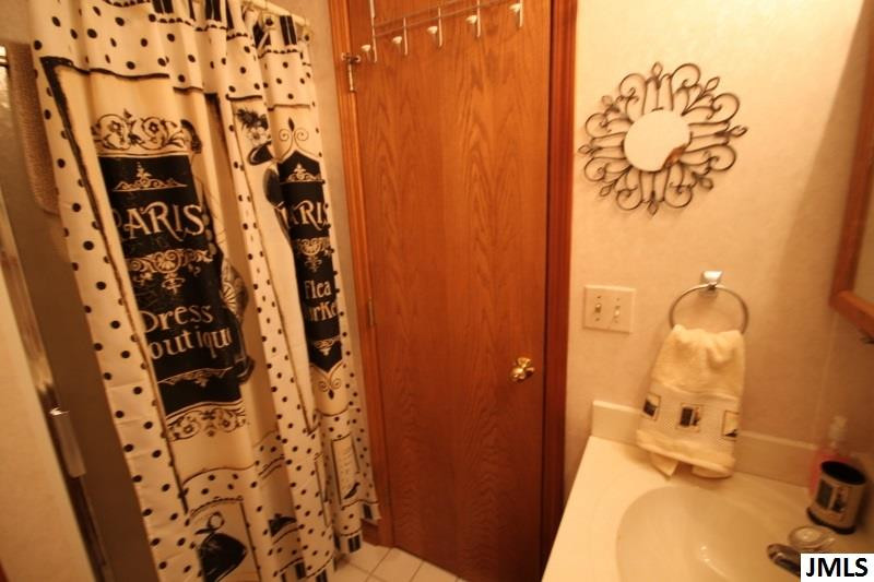 707 South College Road Mason, MI 48854 - Photo 16 of 27 Photo 16