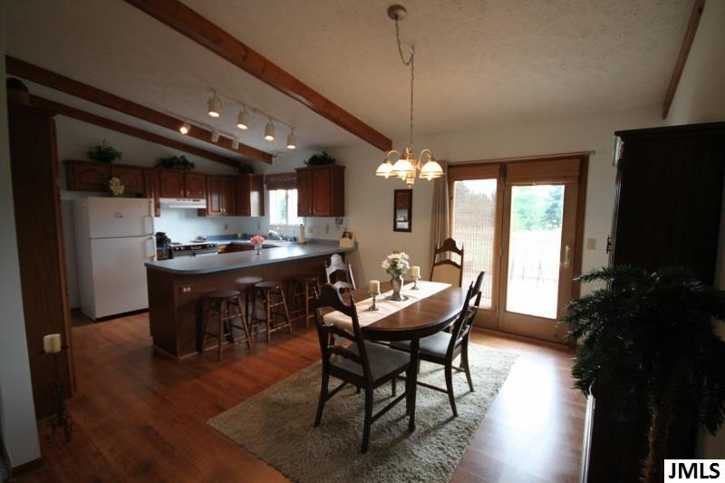 707 South College Road Mason, MI 48854 - Photo 4 of 27 Photo 4