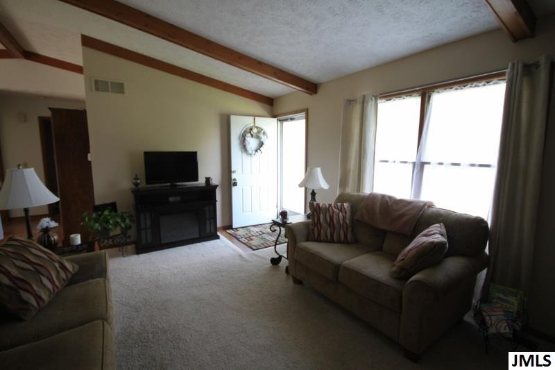 707 South College Road Mason, MI 48854 - Photo 5 of 27 Photo 5