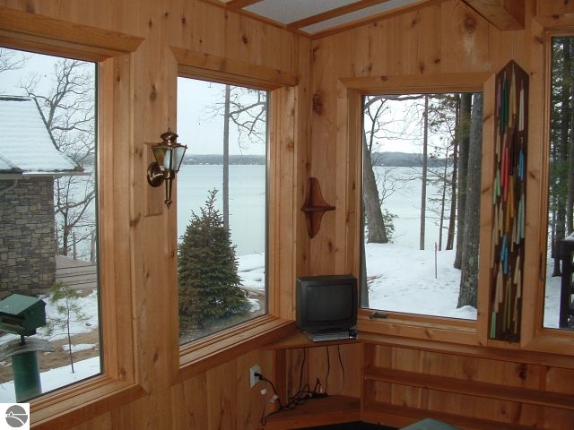 9185 Skegemog Point Road Williamsburg, MI 49690 - Photo 7 of 20 1778826-6.JPG