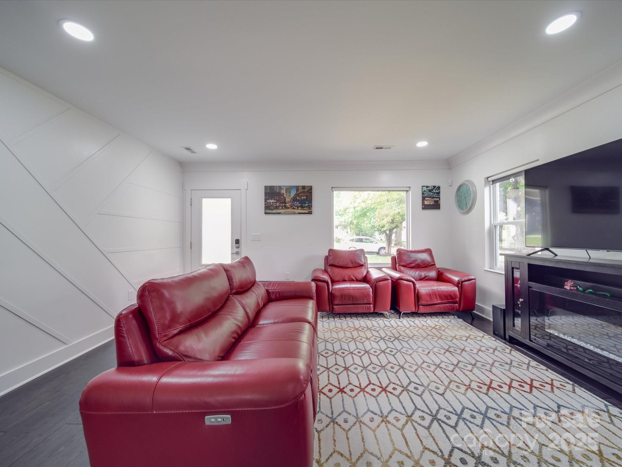1517 Kimberly Road Charlotte, NC 28208 - Photo 14 of 48 Gallery Image 14