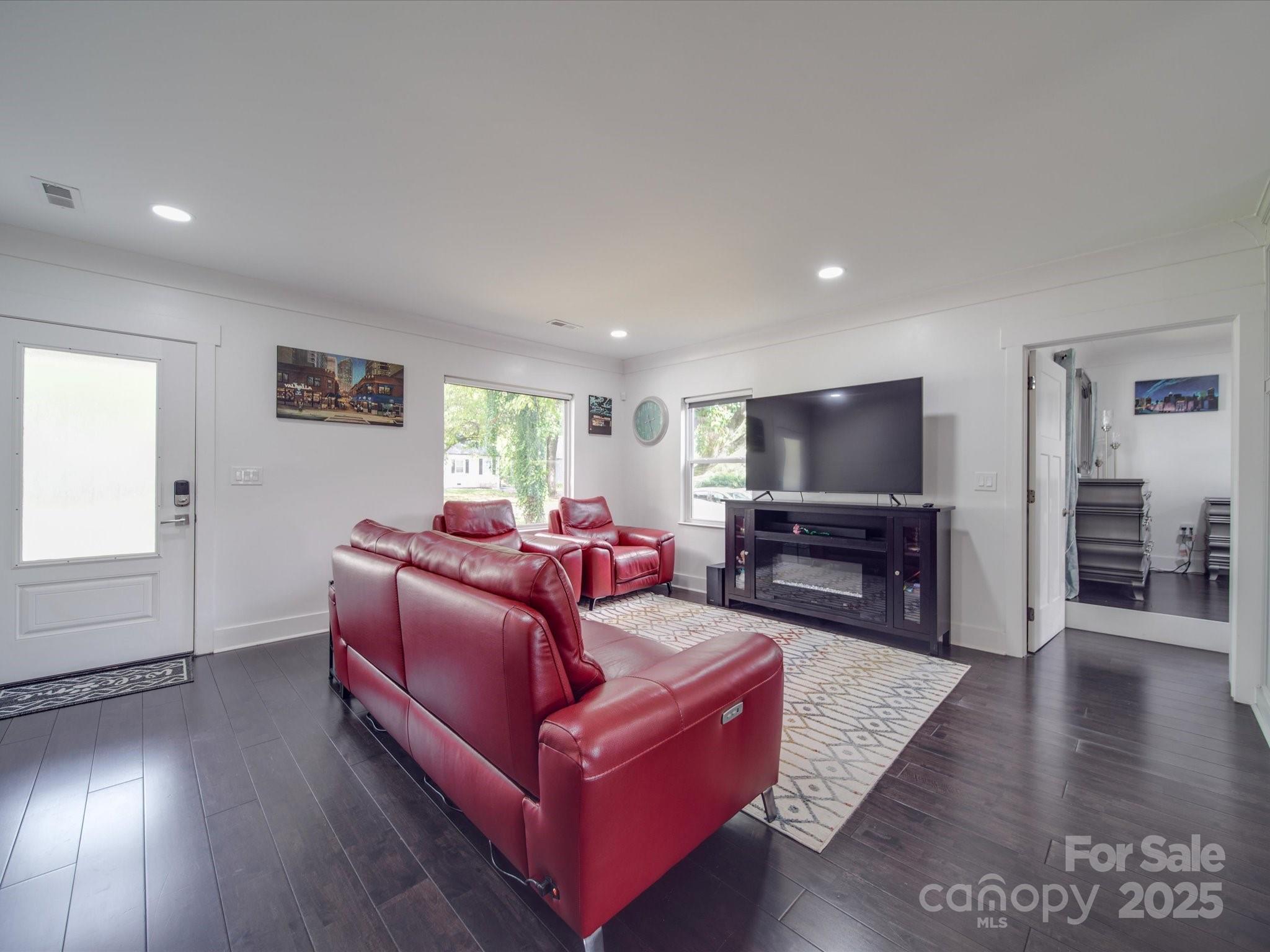 1517 Kimberly Road Charlotte, NC 28208 - Photo 15 of 48 Gallery Image 15