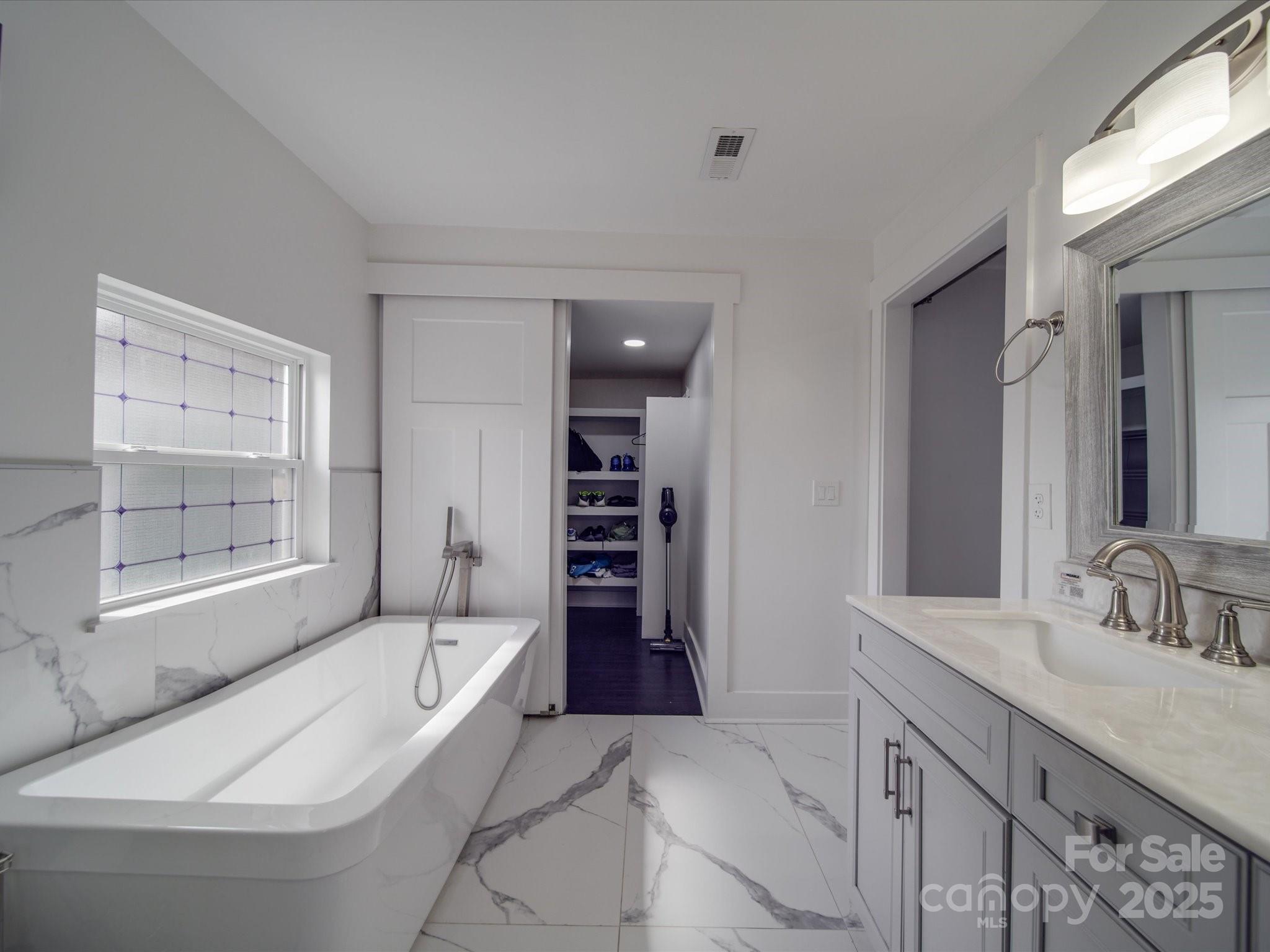 1517 Kimberly Road Charlotte, NC 28208 - Photo 33 of 48 Gallery Image 33
