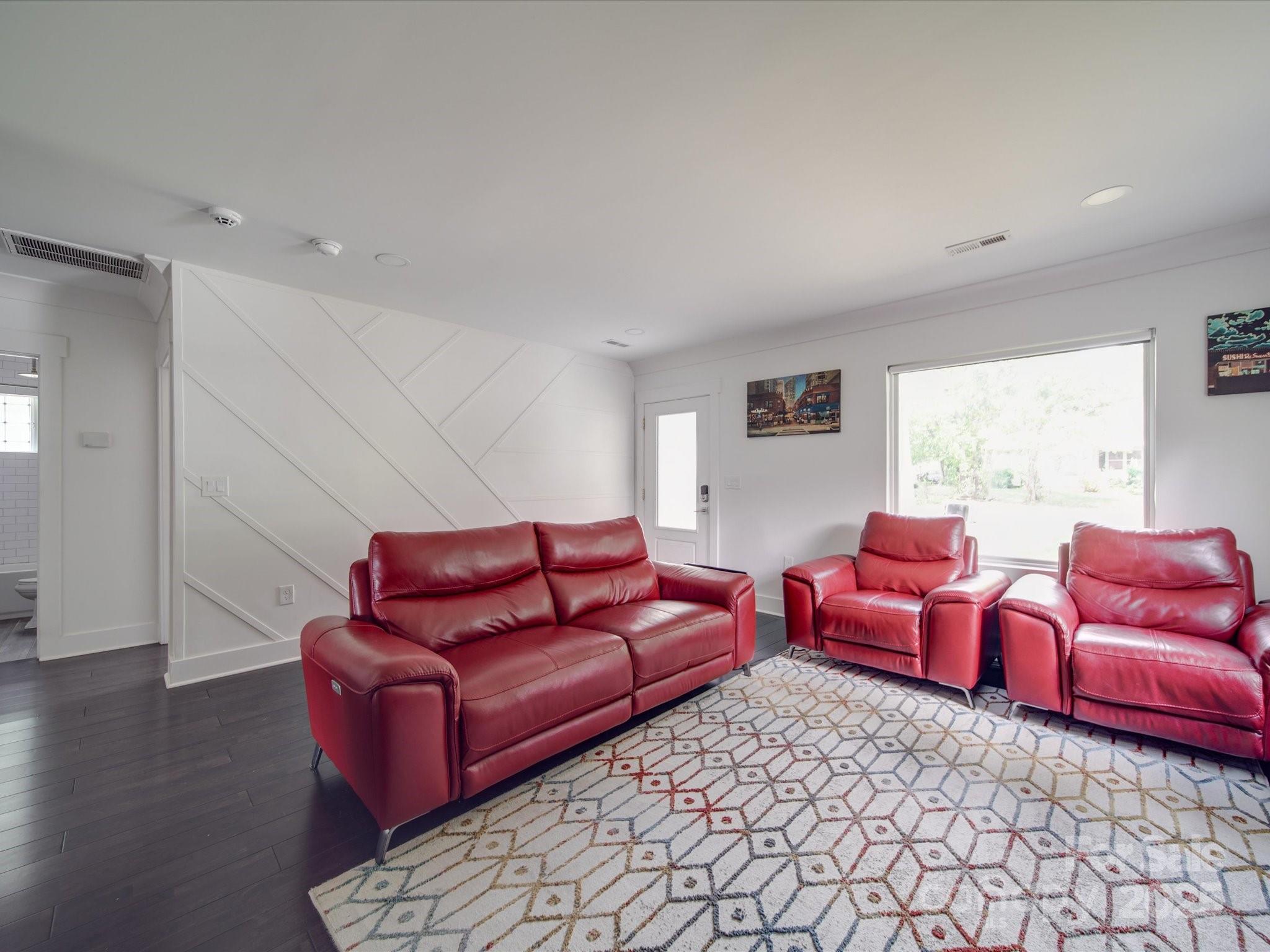1517 Kimberly Road Charlotte, NC 28208 - Photo 9 of 48 Gallery Image 9