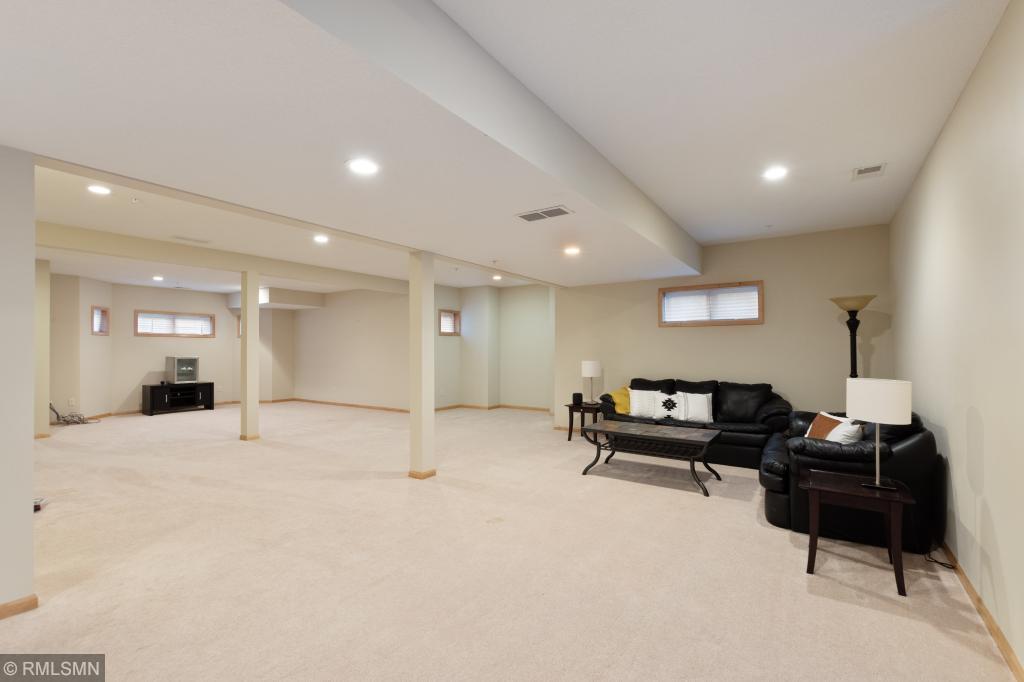 4530 Highland Road Minnetonka, MN 55345 - Photo 11 of 21 Gallery Image 11