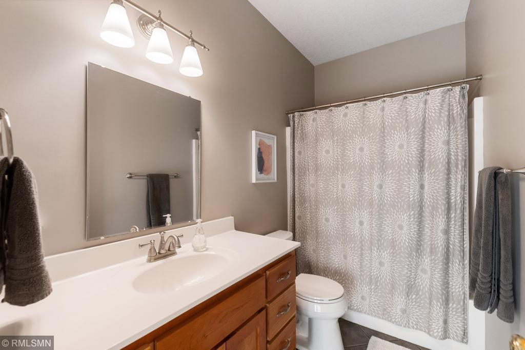 4530 Highland Road Minnetonka, MN 55345 - Photo 16 of 21 Gallery Image 16