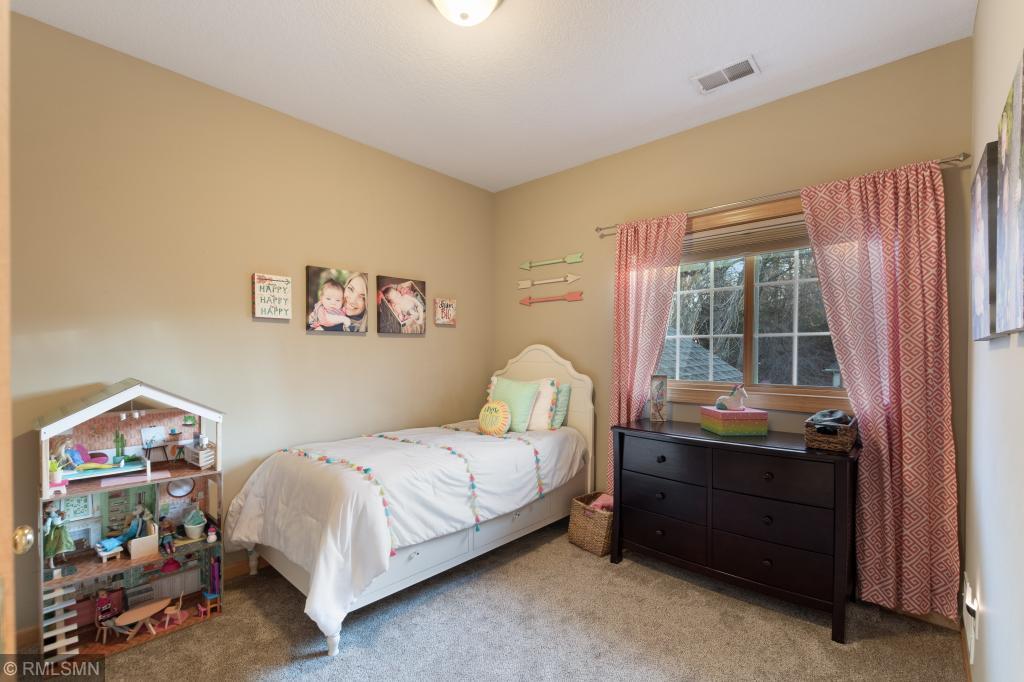 4530 Highland Road Minnetonka, MN 55345 - Photo 17 of 21 Gallery Image 17