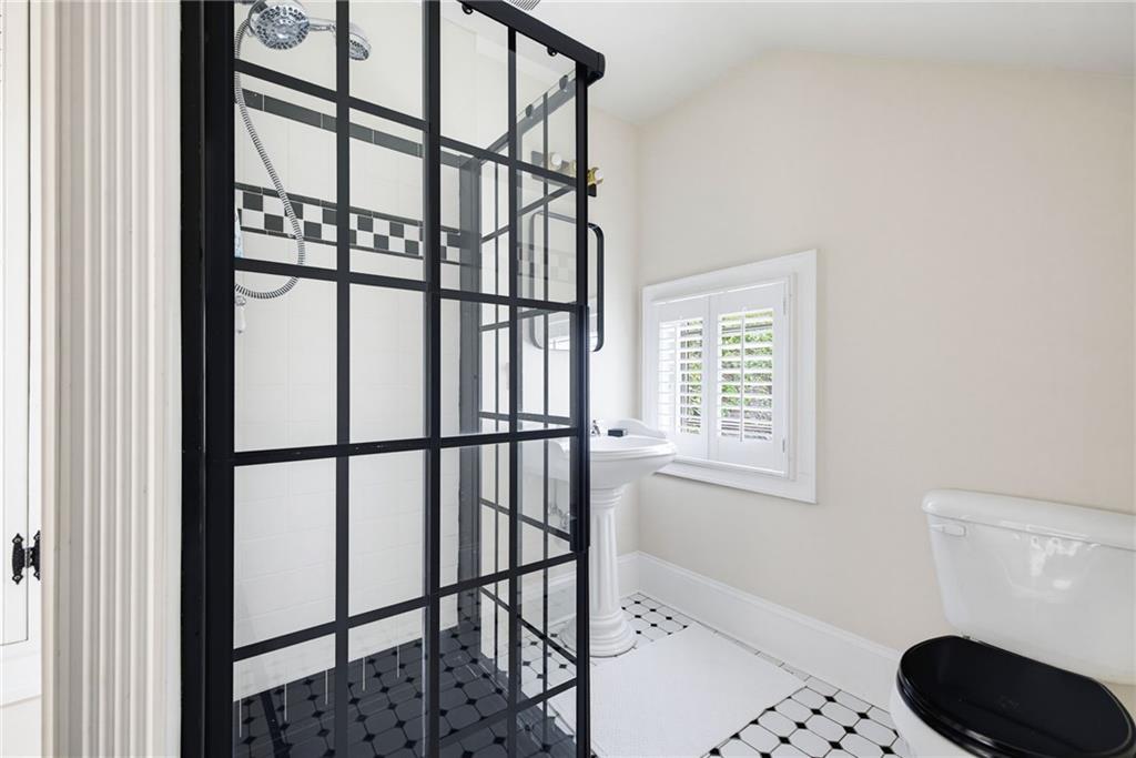 512 Clairemont Avenue Decatur, GA 30030 - Photo 21 of 29