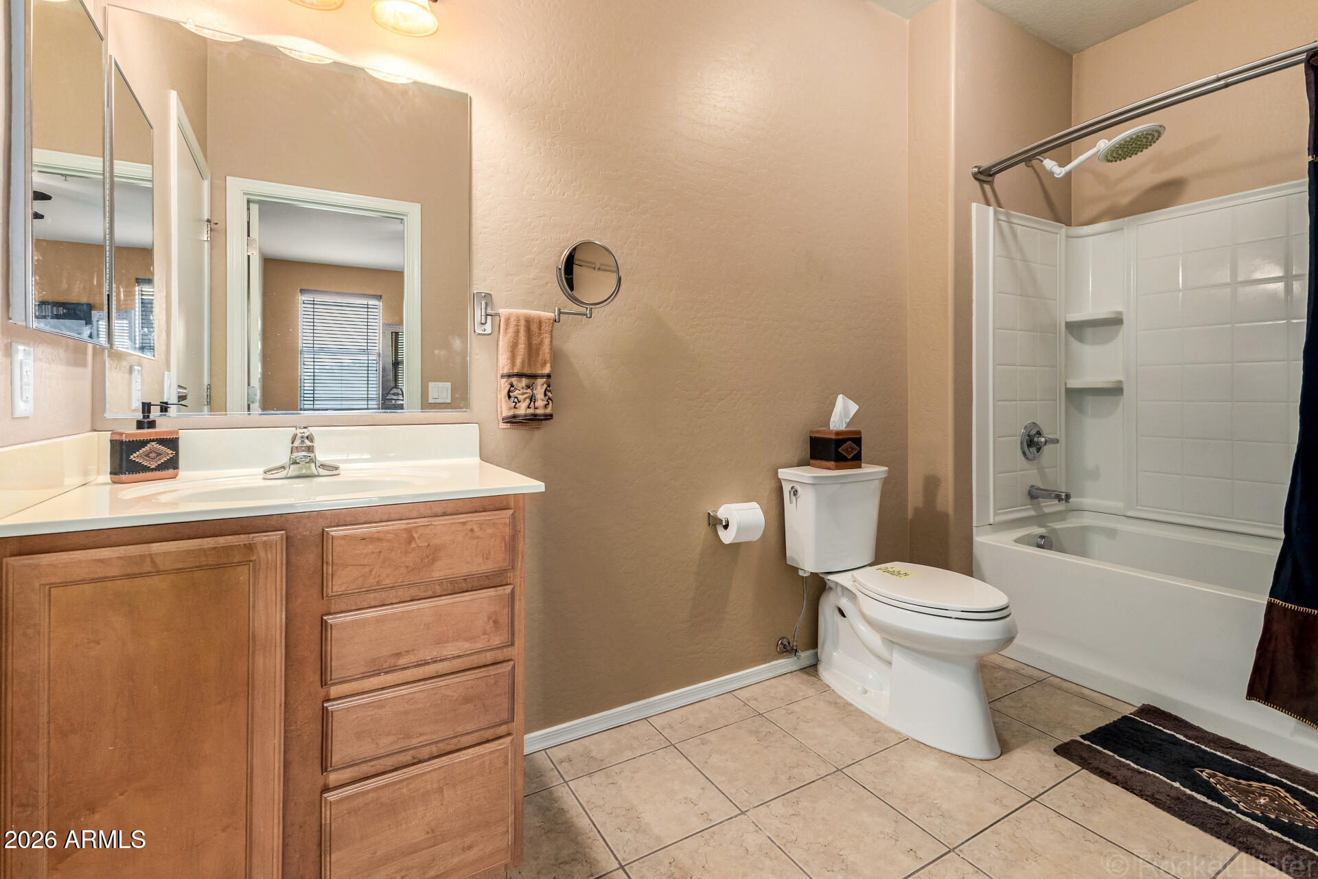 1255 South Rialto, Unit 104 Mesa, AZ 85209 - Photo 18 of 35 Master Bath