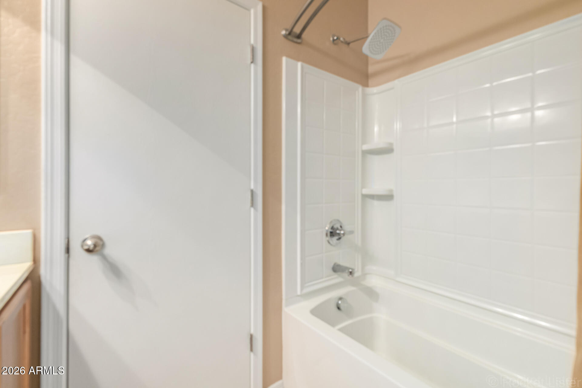 1255 South Rialto, Unit 104 Mesa, AZ 85209 - Photo 24 of 35 Bathroom 2