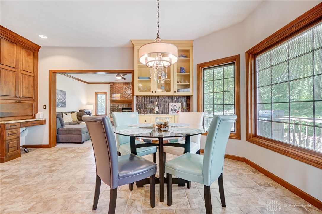 613 Rustic Trail Beavercreek, OH 45434 - Photo 40 of 98