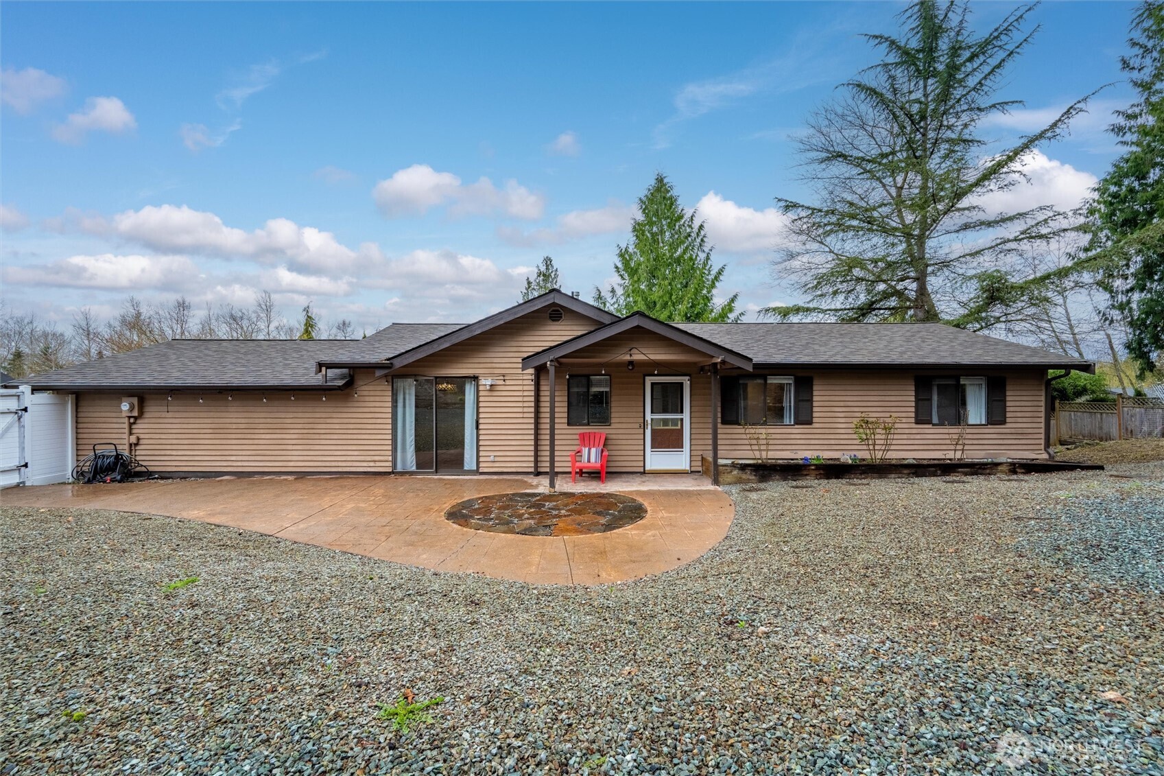 1120 North Waugh Road Mount Vernon, WA 98273 - Photo 1 of 40 Gallery Image 1