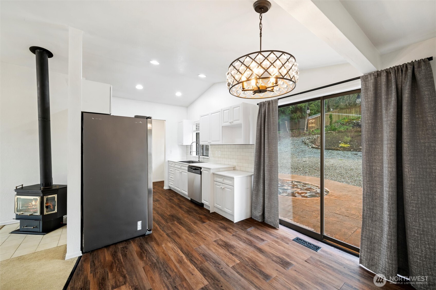 1120 North Waugh Road Mount Vernon, WA 98273 - Photo 18 of 40 Gallery Image 18