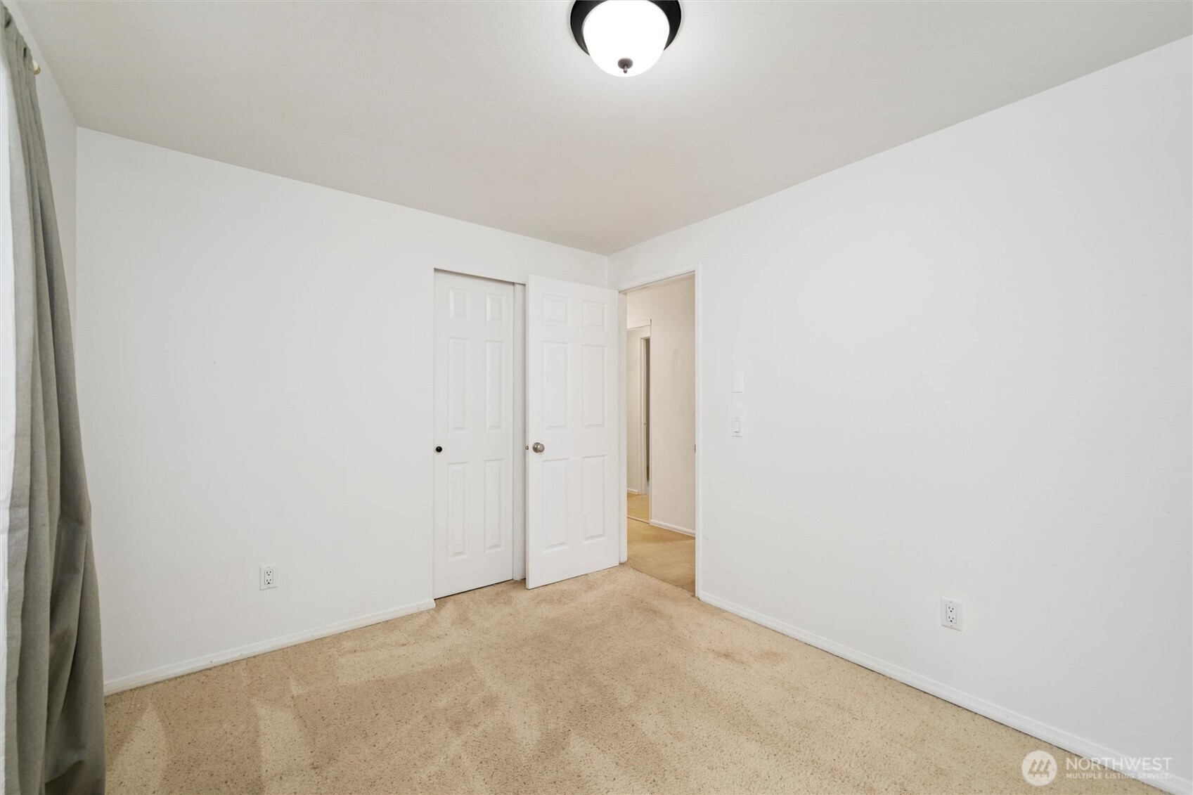 1120 North Waugh Road Mount Vernon, WA 98273 - Photo 25 of 40 Gallery Image 25