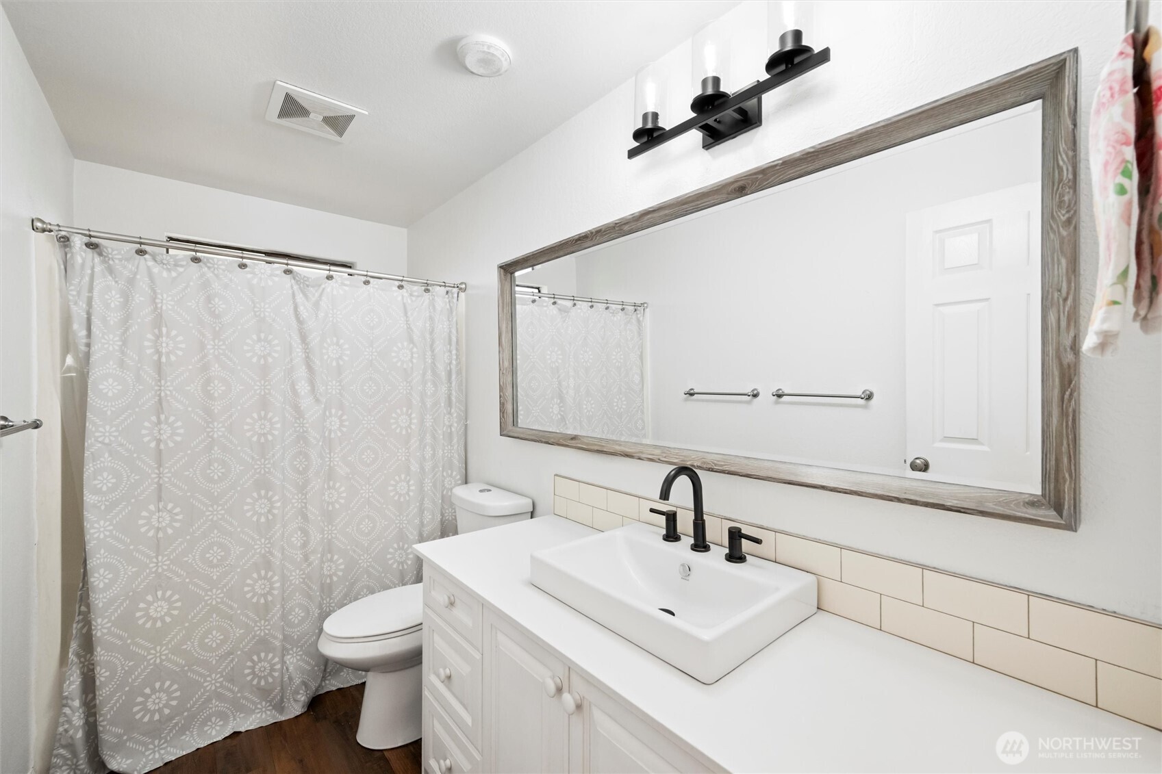 1120 North Waugh Road Mount Vernon, WA 98273 - Photo 27 of 40 Gallery Image 27