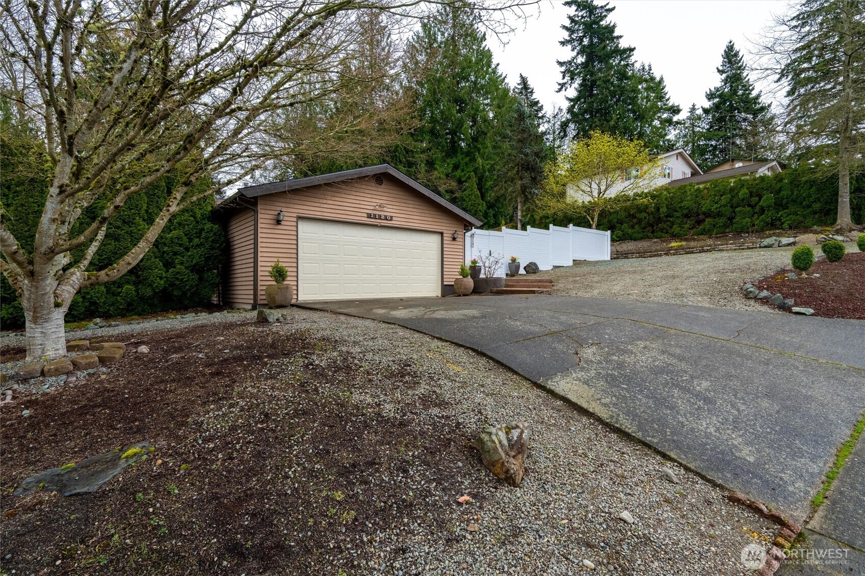 1120 North Waugh Road Mount Vernon, WA 98273 - Photo 37 of 40 Gallery Image 37