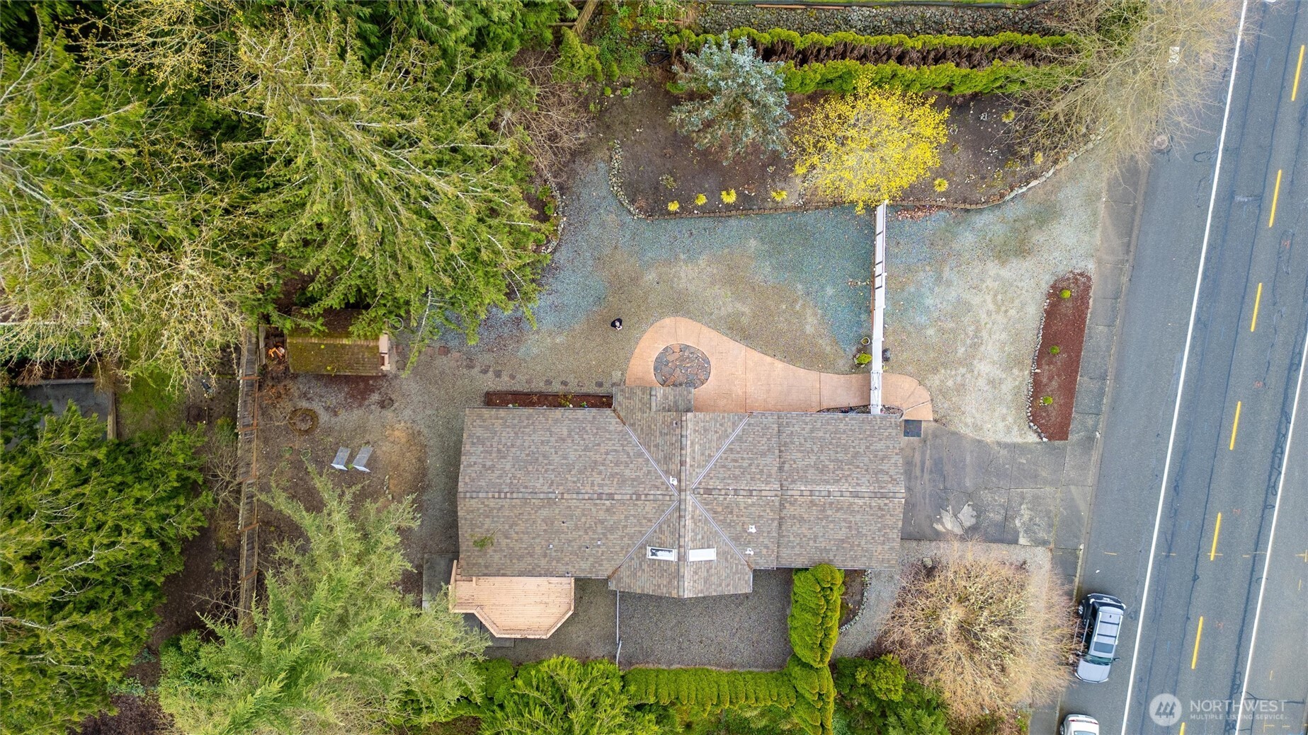 1120 North Waugh Road Mount Vernon, WA 98273 - Photo 5 of 40 Gallery Image 5