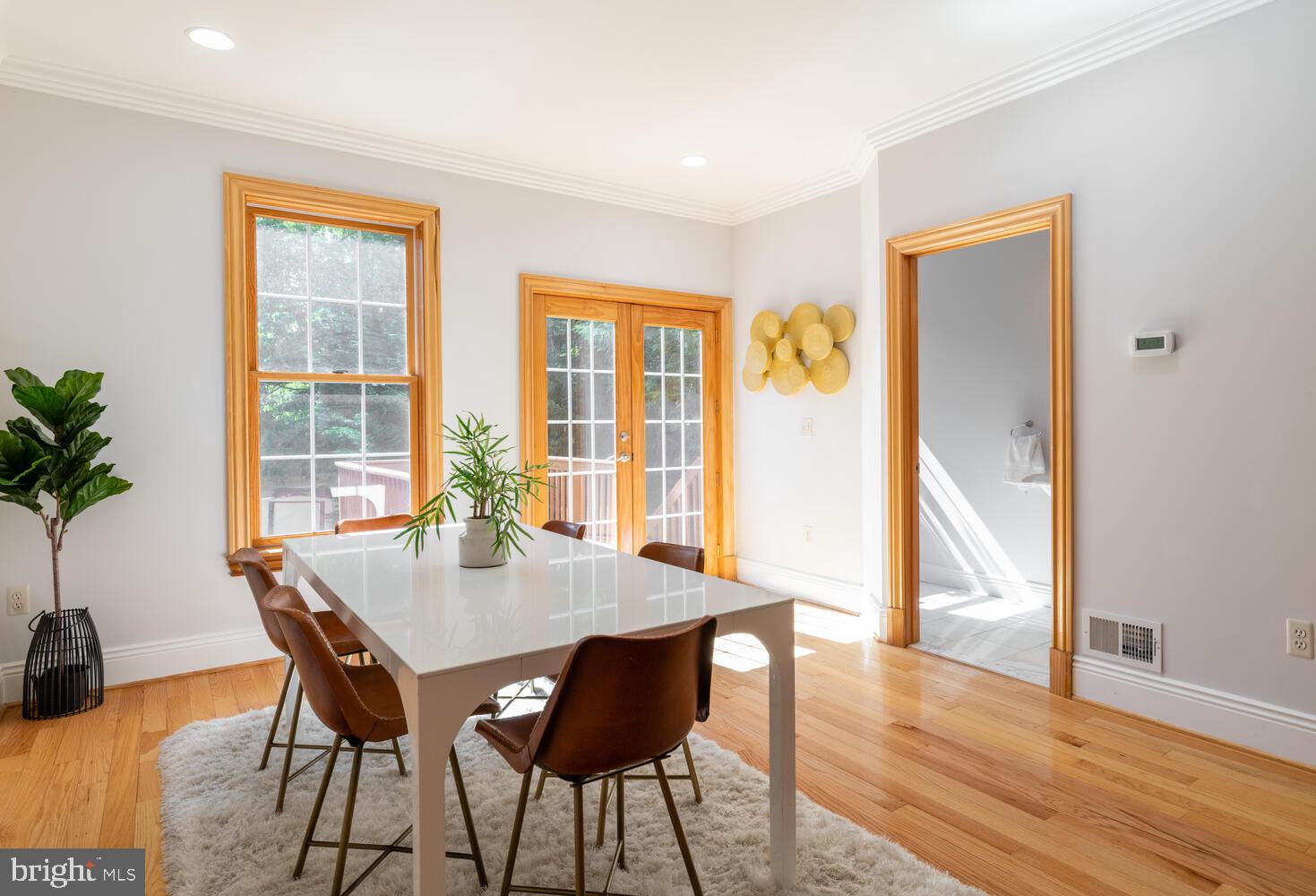 3 Sunset Drive Alexandria, VA 22301 - Photo 14 of 50 Dining Area