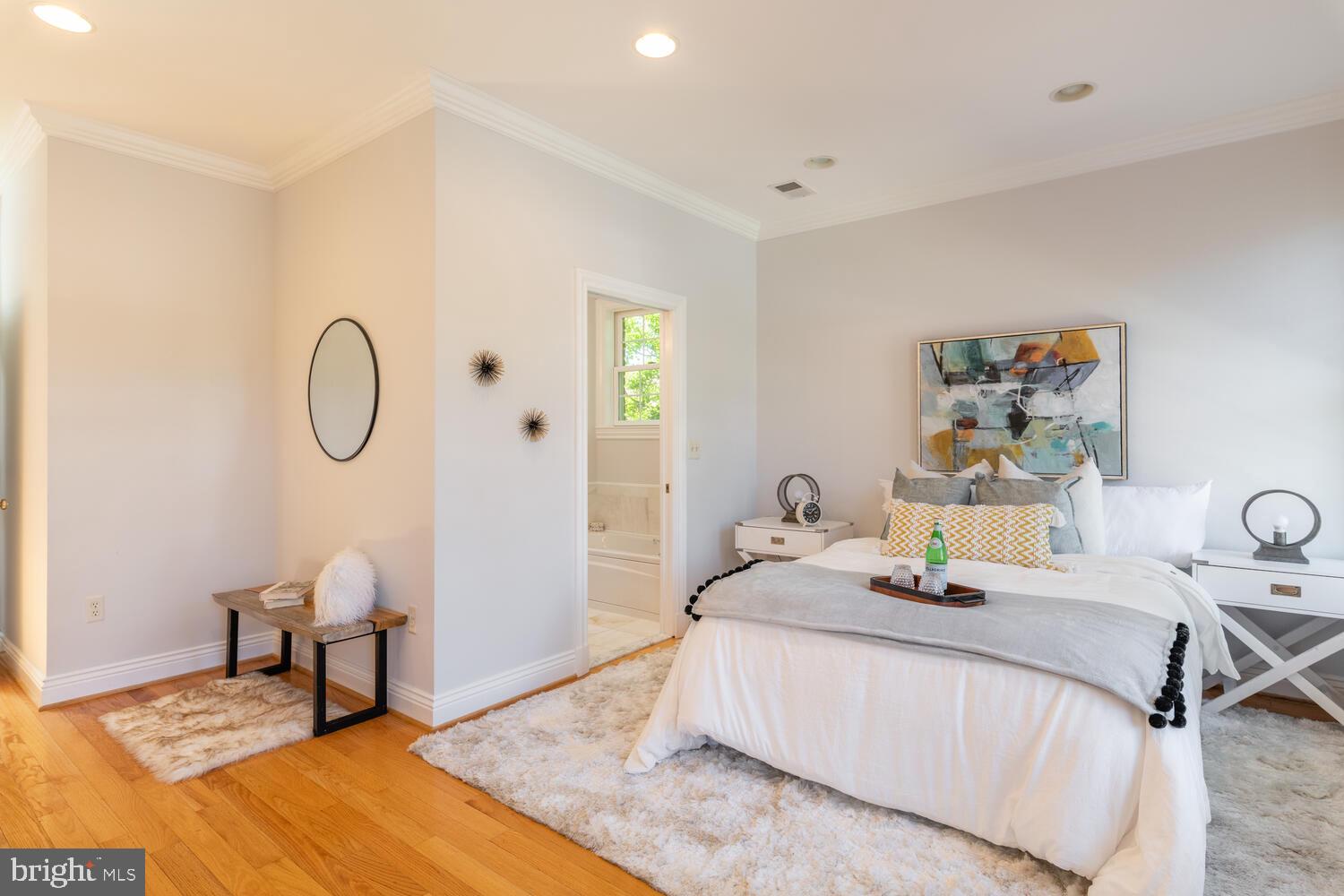 3 Sunset Drive Alexandria, VA 22301 - Photo 21 of 50 Owner's Suite