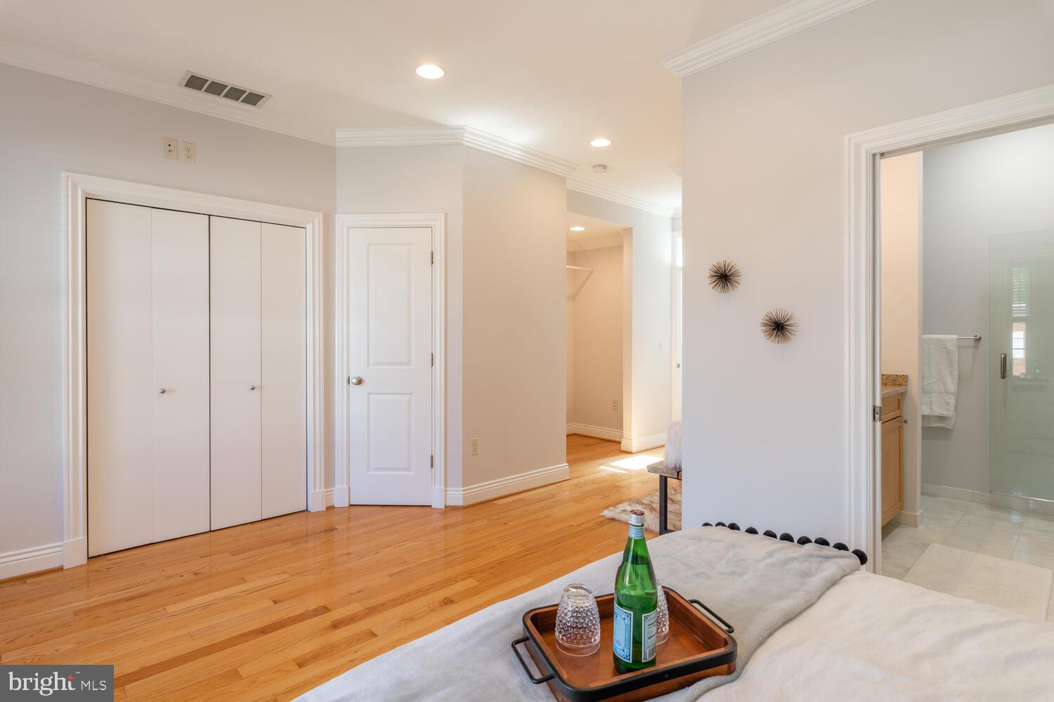 3 Sunset Drive Alexandria, VA 22301 - Photo 23 of 50 Owner's Suite