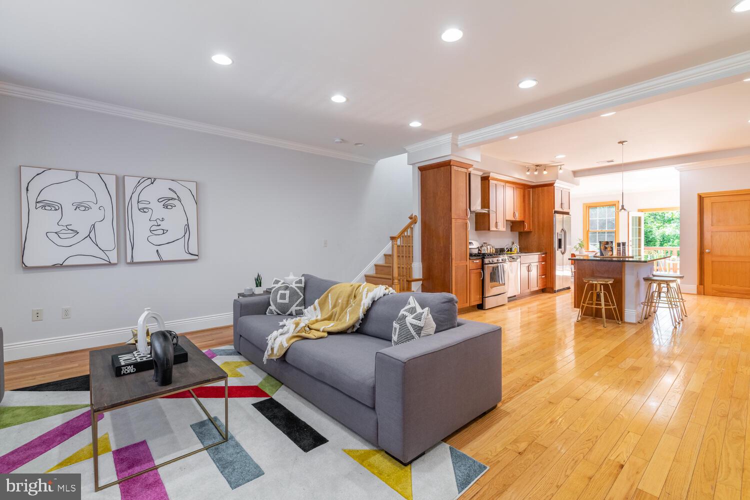 3 Sunset Drive Alexandria, VA 22301 - Photo 3 of 50 Living Area