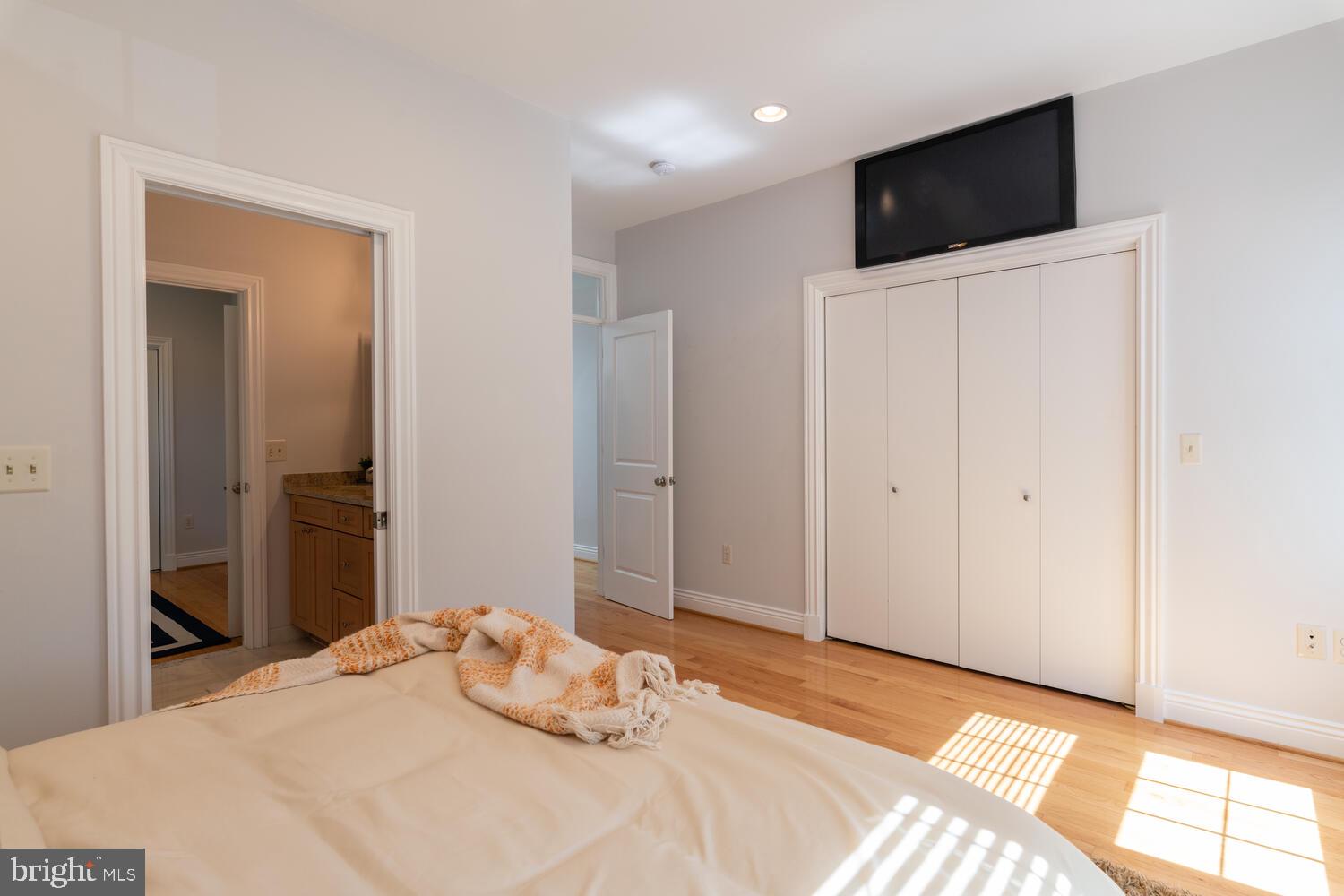 3 Sunset Drive Alexandria, VA 22301 - Photo 30 of 50 Guest Bedroom