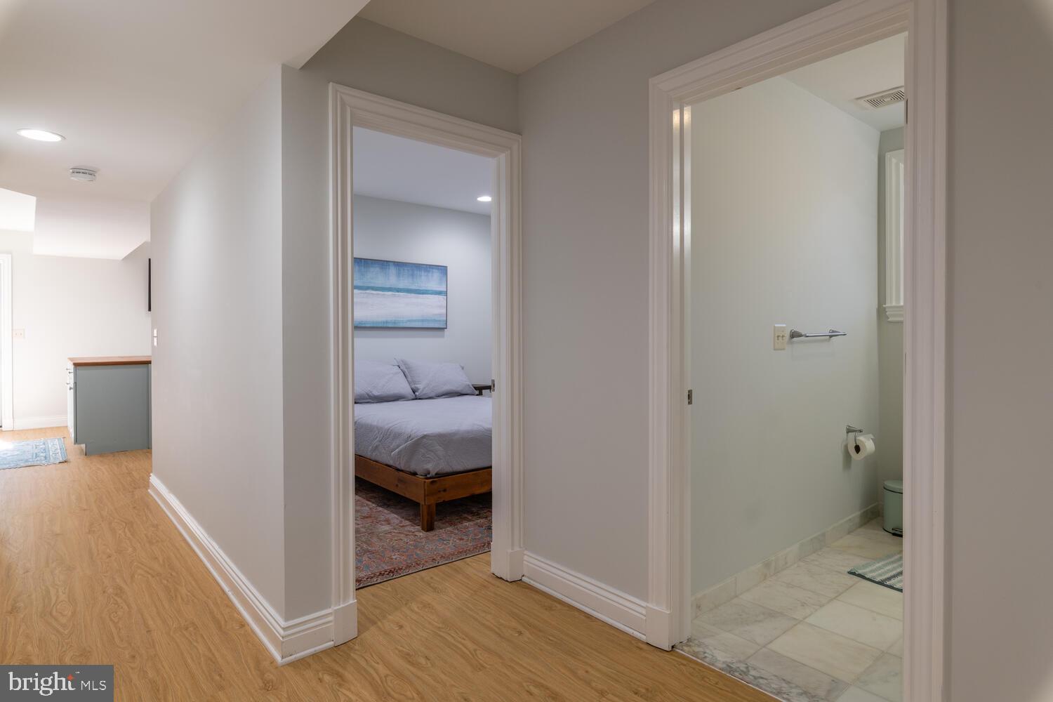 3 Sunset Drive Alexandria, VA 22301 - Photo 36 of 50 Lower Level Landing