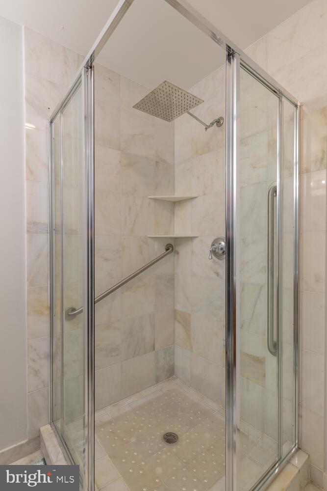 3 Sunset Drive Alexandria, VA 22301 - Photo 46 of 50 Lower Level Bathroom