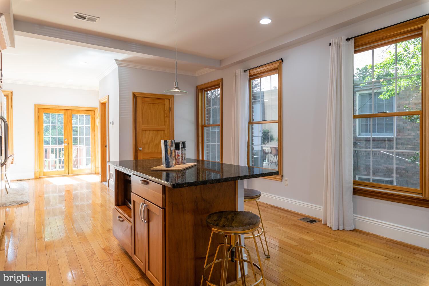 3 Sunset Drive Alexandria, VA 22301 - Photo 7 of 50 Kitchen