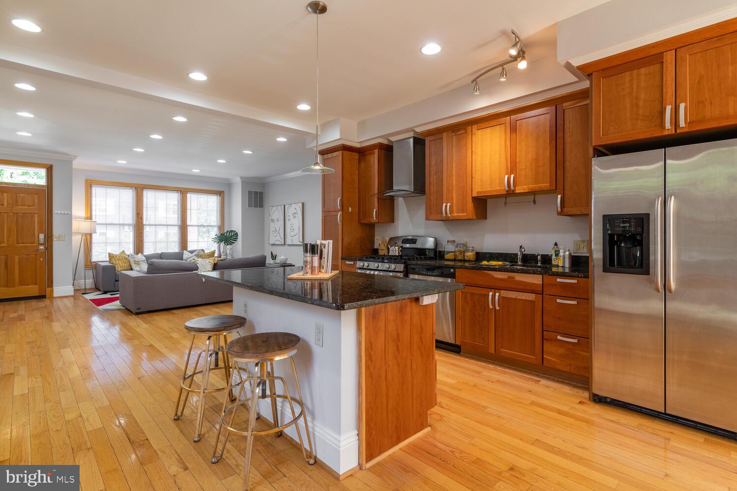 3 Sunset Drive Alexandria, VA 22301 - Photo 8 of 50 Kitchen
